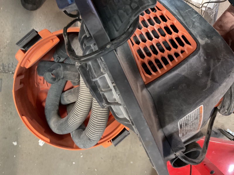 Photo 3 of *****MISSING FILTER******

RIDGID 14 Gallon 6.0 Peak HP NXT Shop Vac Wet Dry Vacuum with Fine Dust Filter, Locking Hose and Accessory Attachments