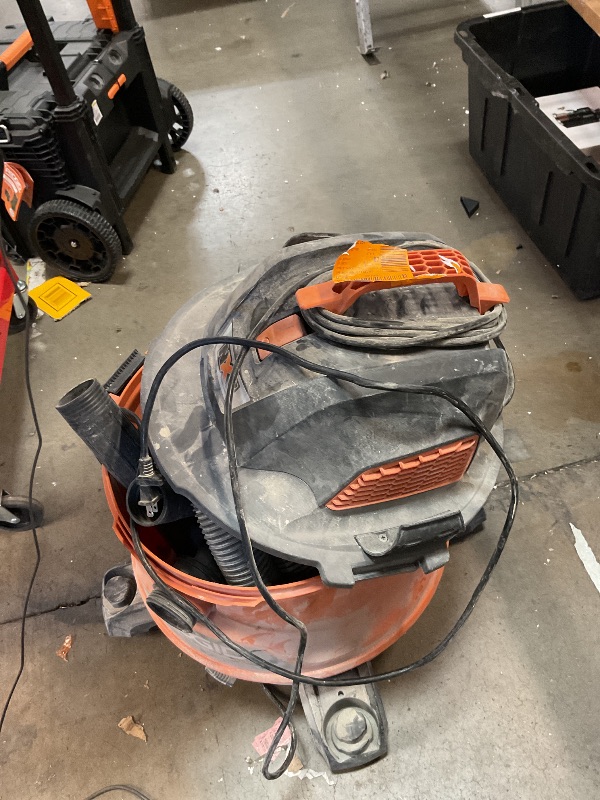 Photo 2 of *****MISSING FILTER******

RIDGID 14 Gallon 6.0 Peak HP NXT Shop Vac Wet Dry Vacuum with Fine Dust Filter, Locking Hose and Accessory Attachments