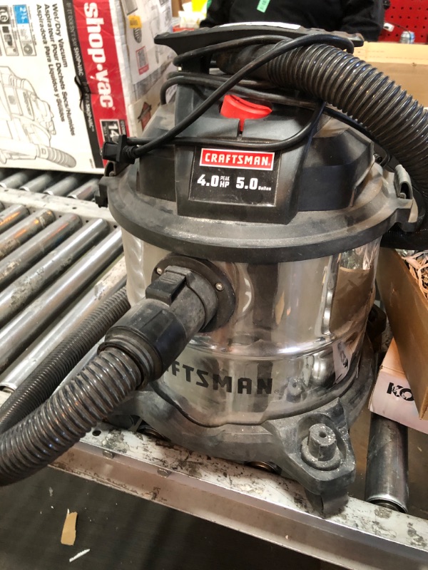 Photo 2 of ****MISSING HOSE ATTACHMENTS****

CRAFTSMAN 5-Gallon 4-HP Corded Wet/Dry Shop Vacuum