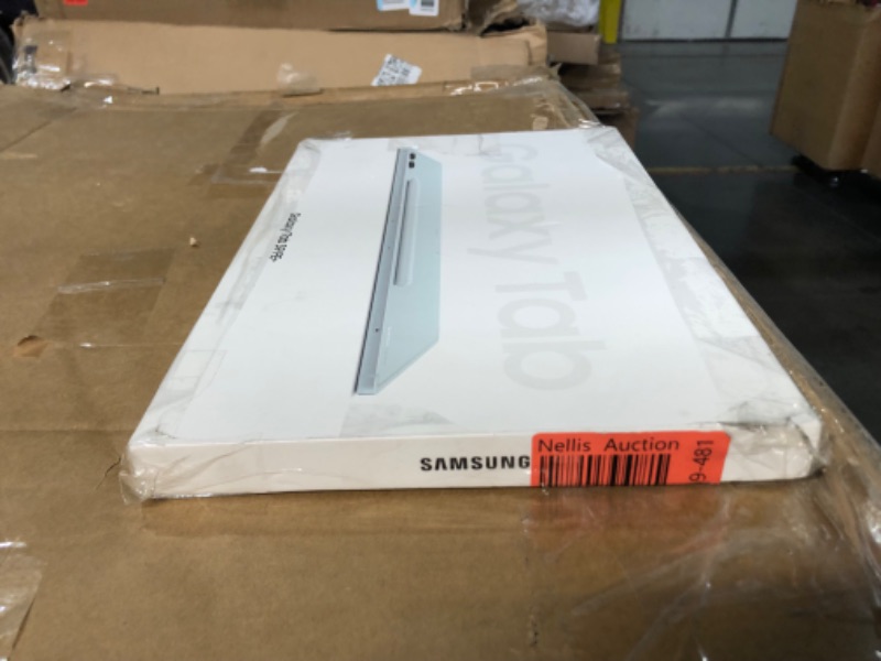 Photo 2 of ***USED - DIRTY - SCUFFED - POWERS ON - UNABLE TO TEST FURTHER - SEE PICTURES***
Samsung Galaxy Tab S9 FE+ 12.4” 128 GB Android Tablet, IP68 Water- and Dust-Resistant, Long Battery Life, Powerful Processor, S Pen, 8MP Camera, Lightweight Design, US Versio