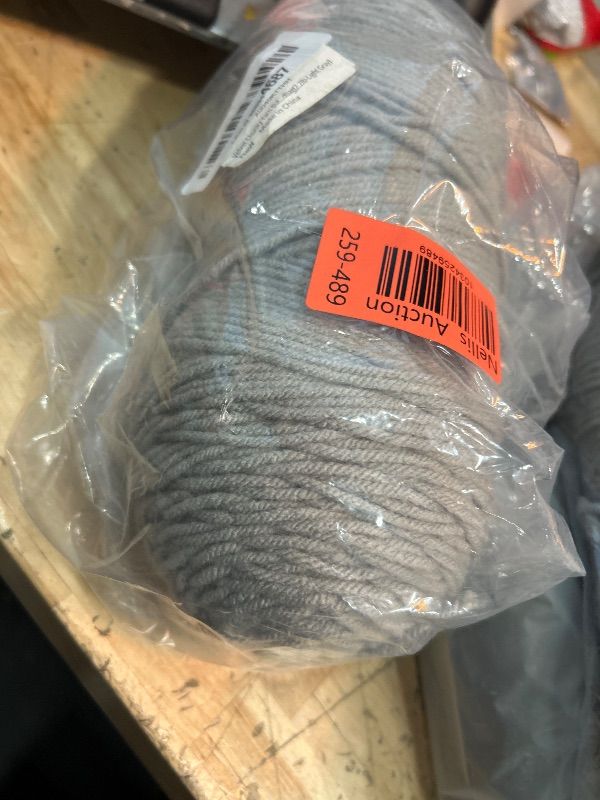 Photo 1 of  Yarn for Blanket,Pet Bed, Rugs Pillow,Handbag(2.2lb-Light Gray)