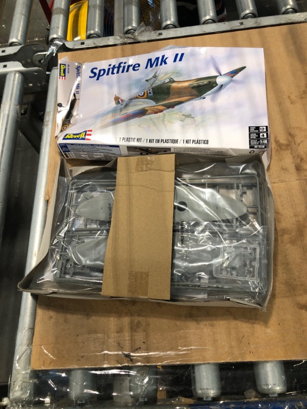 Photo 4 of ***USED***
Plastic Model Kit-Spitfire MKII 1:48