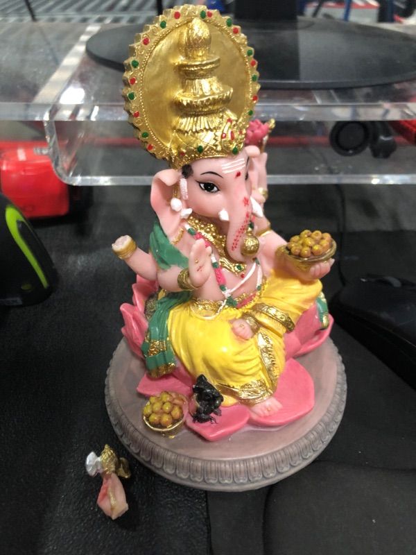 Photo 3 of alikiki Ganesha Statue Indian gifts Item - 6.8" Hindu God Lord Ganesh Ganpati Idol for Indian Home Office Altar Mandir India Temple Pooja Item Meditation Yoga Room Spiritual Decor Diwali Puja Gifts