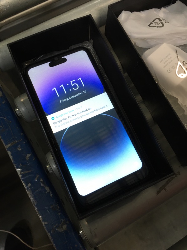 Photo 1 of ***this is not IPHONE *** i14 Pro MAX Unlocked Smartphone for 11.0, 4G Dual SIM Phone, 4GB 32GB ROM Cell Phones Unlocked, 6.1 HD Screen, Face Unlock, 6800mAh, 8MP 16MP, Gold