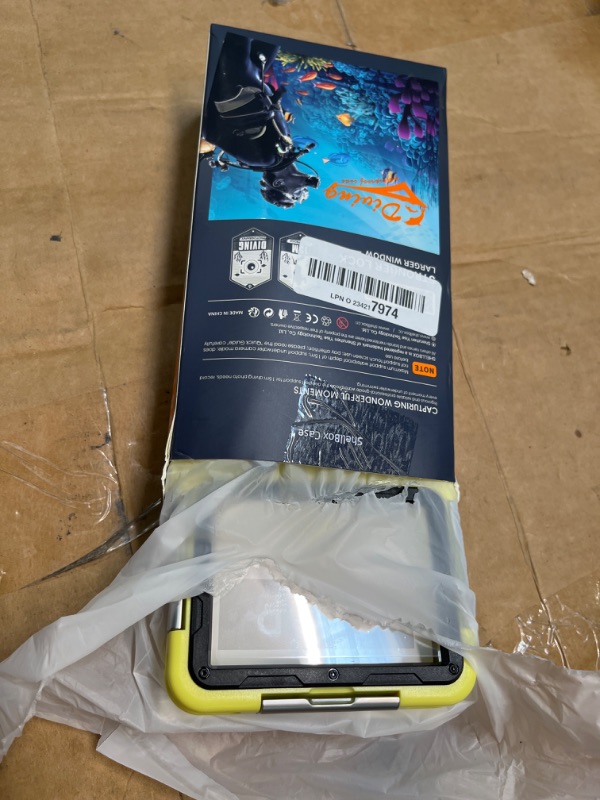 Photo 2 of ???? Upgrade Water[roof Underwater Diving Phone Case for iPhone 15/14/13/12/11 Pro Max/XR/XS/X Galaxy S24/S23/S22/S21 Universal Waterproof Case for Snorkeling Photo Video Yellow