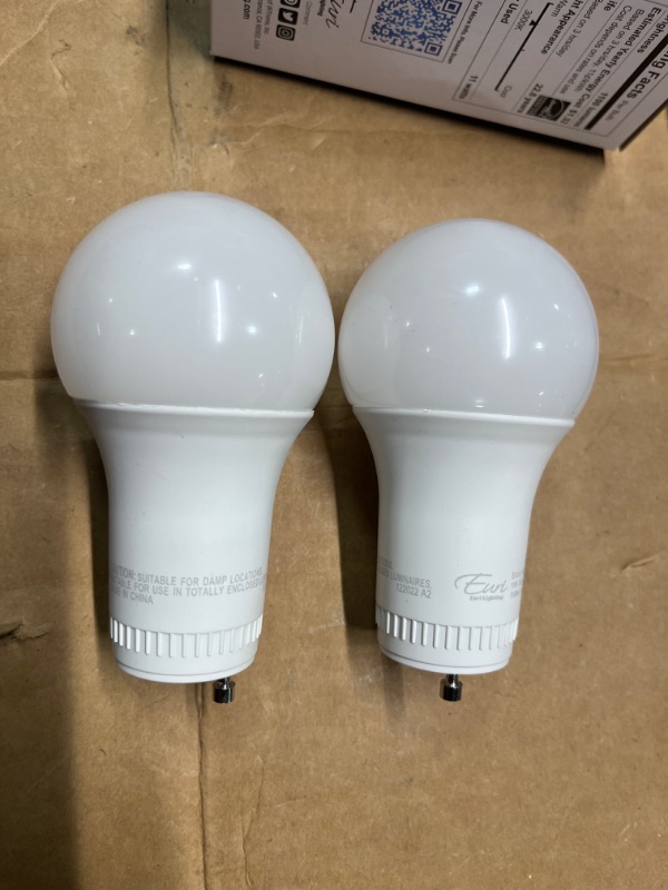 Photo 2 of 4pcs****Euri Lighting EA19-11W2000eG-2 2-Pack LED A19 Bulb, Dim, 11W (75W) Equivalent 1100lm, 220° Beam Angle, GU24 Base, UL & Energy Star Listed, Enclosed Rated, 3000K (Soft White)