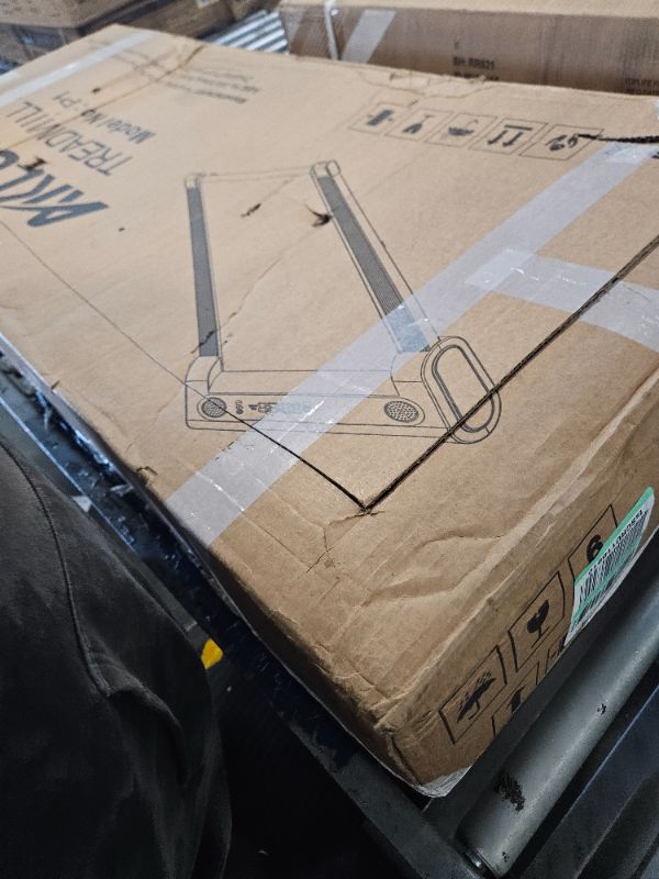 Photo 1 of ***MAY NEED TRUCK*****USED/UNTESTED**

Walking Pad 4 in 1 Treadmill for Home, 2.5HP Under Desk Treadmill with Remote Control, Desk Treadmill up to 3.8 MPH Speed, Jogging Walking Treadmill for Small Space Home Fitness Black