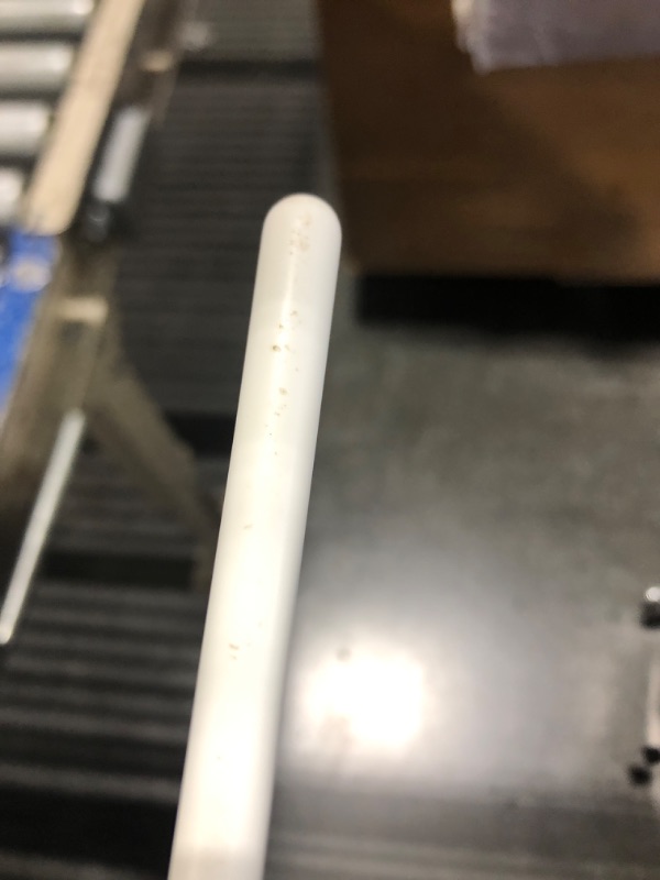 Photo 4 of ***small scuffs***Apple Pencil (2nd generation): Pixel-perfect precision and industry-leading low latency