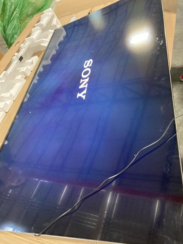 Photo 1 of Sony BRAVIA 7 85 Inch TV, 4k Ultra HD QLED LCD TV Mini LED Brightness and Contrast, Billions of Real-World Colors, Powerful Processing, Studio Calibrated Picture, TV 85 Inch (K-85XR70)
