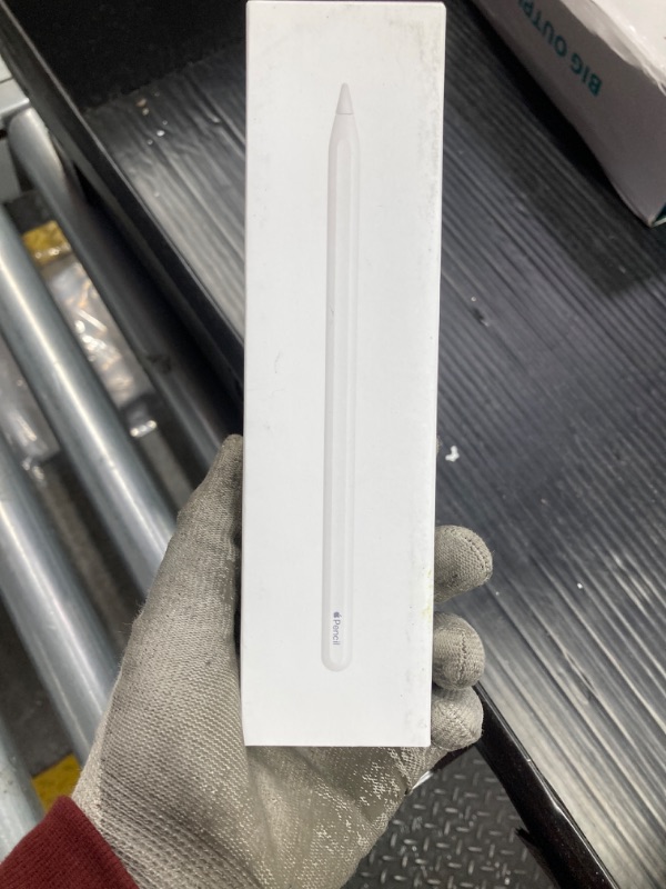 Photo 2 of Apple Pencil (2nd generation): Pixel-perfect precision and industry-leading low latency