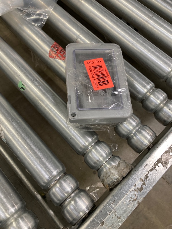Photo 1 of 1-Gang Extra Duty Non-Metallic Low Profile While-In-Use Weatherproof Horizontal/Vertical Receptacle Cover, Gray