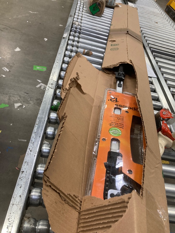 Photo 1 of Fiskars 7.9-12 Foot Extendable Tree Pruning Stik Pruner (92406935K)