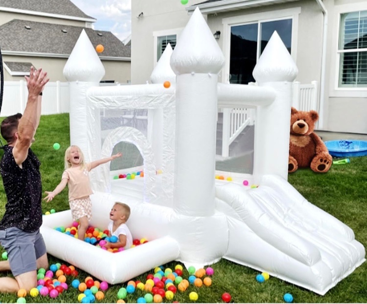 Photo 1 of 100% PVC Jumping Inflatable White Bounce House Castle, White Jumper Bouncy Castle Wedding Castle Bounce House for Party Backyard for Kids, with Air Blower