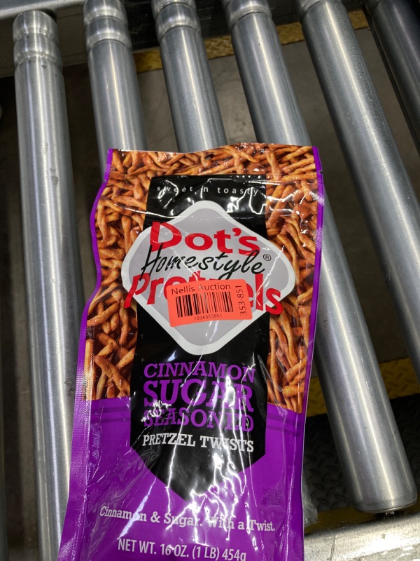 Photo 1 of Dot's Pretzels Cinnamon Sugar Seasoned Pretzel Twists, Healthy Kids Snacks, 16oz Grocery Sized Bag (Pack of 3) Cinnamon-Sugar 16 Ounce (Pack of 3)