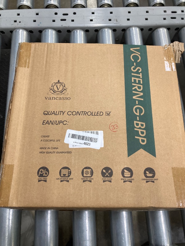 Photo 1 of vancasso Stern Ceramic Pie Pan for Baking, 9 Inch Pie Plates with Ruffled Edge, Deep Dish Pie Pan for Apple Pie and Quiche, Large Pot Pie Baking Dishes, Thanksgiving Gifts - Green