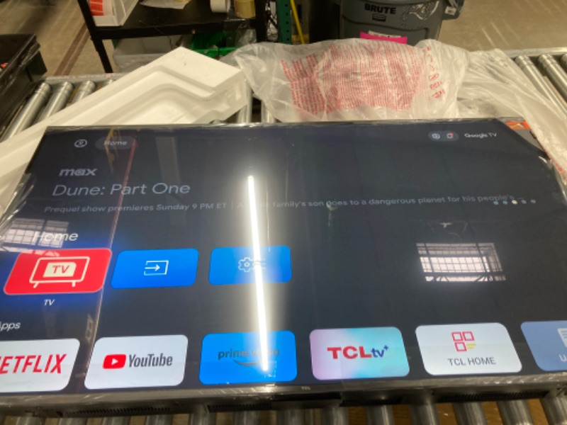 Photo 2 of 55" Class Q6-Series 4K UHD HDR QLED Smart Google TV (2024)