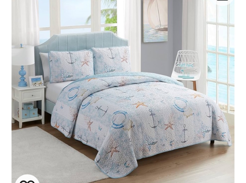 Photo 1 of  Home Collection Quilt King Size Embroidered Oversized Soft and Luxurious Quilt Set with Shams, King, Ocean Breeze