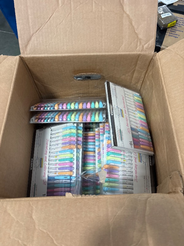 Photo 1 of  **MISSING HALF OG THE PACKS ******Zebra Pen Journaling and Lettering Set, Includes 6 Highlighters, 6 Brush Pens and 6 Sarasa Clip Retractable Gel Pens, Pastel Ink Colors, 18-Pack, Multicolor (76018) (Case of 48 packs, 864 Count Total) ***MISSING SOME PEN