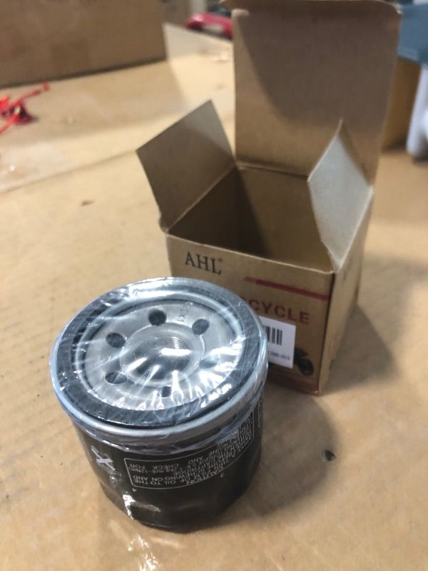 Photo 1 of AHL 138 Oil Filter for Suzuki Boulevard C50 805 2005-2013 2015-2016,C90T Boulevard 1462 2005-2019,C90 Boulevard 1462 2010-2013,M50 Boulevard SE 805 2009,M90 Boulevard 1462 2009-2019