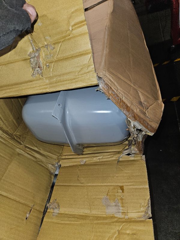 Photo 3 of ***MAY NEED TRUCK***
Dorman 576-390 - Fuel Tank