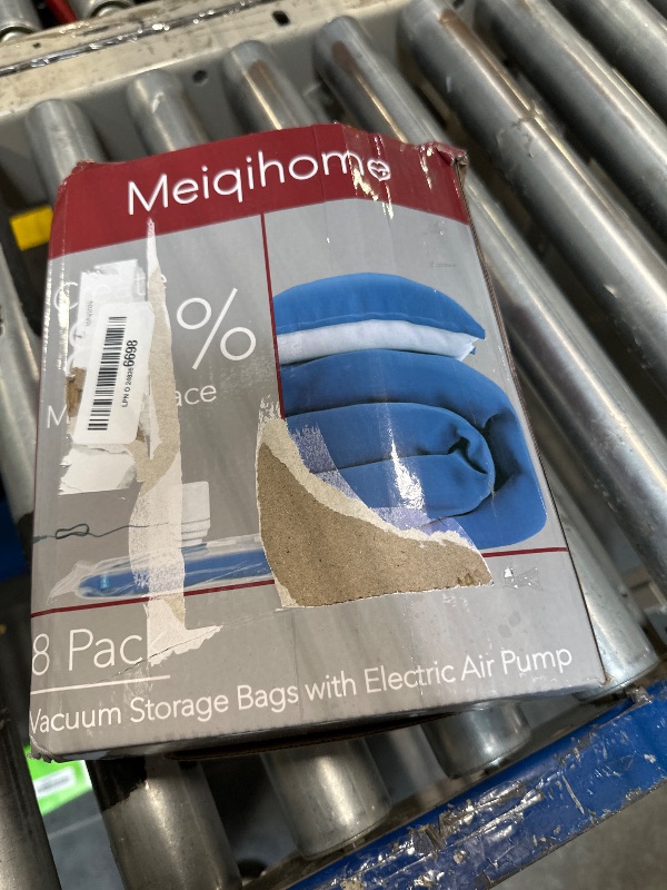 Photo 2 of 8 Pack Vacuum Storage Bags with Electric Air Pump?2 Jumbo,2 Large,2 Midium,2 Small Bags Space Saver Sealer Bags, Airtight Compression Bags for Clothes, Pillows, Comforters, Blankets, Bedding, Clothing