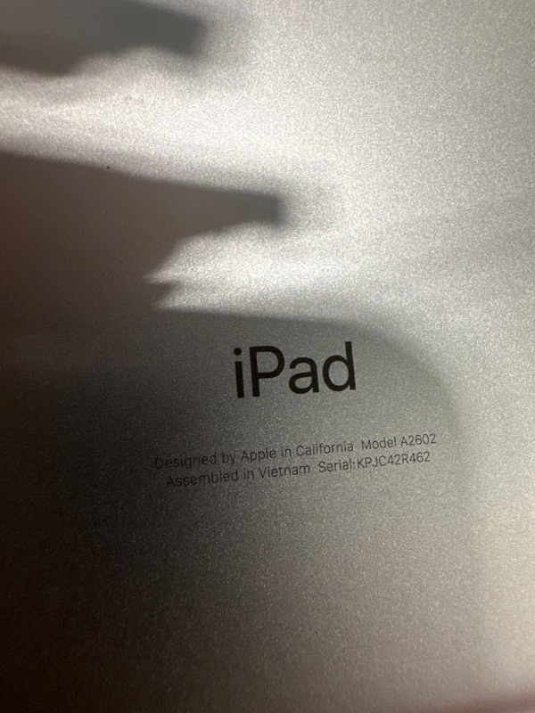 Photo 4 of Apple iPad (9th Generation): with A13 Bionic chip