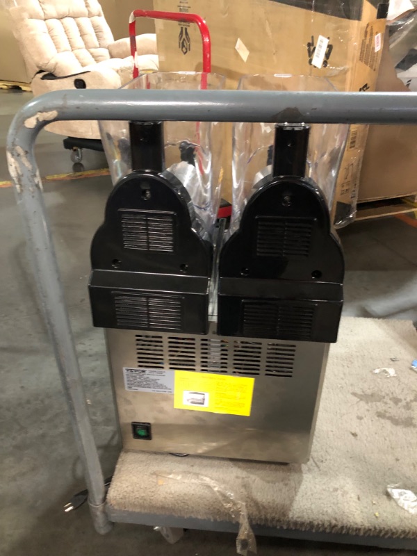 Photo 3 of ***USED - MISSING PARTS - SEE COMMENTS***
VEVOR Commercial Slushy Machine, 15Lx2 Tank Margarita Maker, 1000W Stainless Steel Smoothie Frozen Drink Maker for Supermarkets Cafés Restaurants Bars Home Use