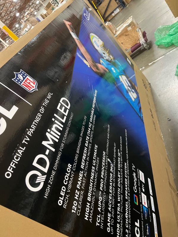 Photo 2 of 98-inch QM7 QLED 4K QD-Mini LED Smart TV with Google TV (98QM751G