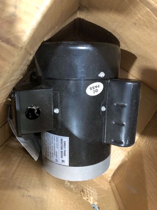 Photo 2 of 1 HP Electric Motor Farm Duty Single Phase Motor 1750RPM 115V/230V 56 Frame 13.6/6.8A, 5/8" Shaft Diamater, 1.88" Shaft Length, CW/CCW TEFC