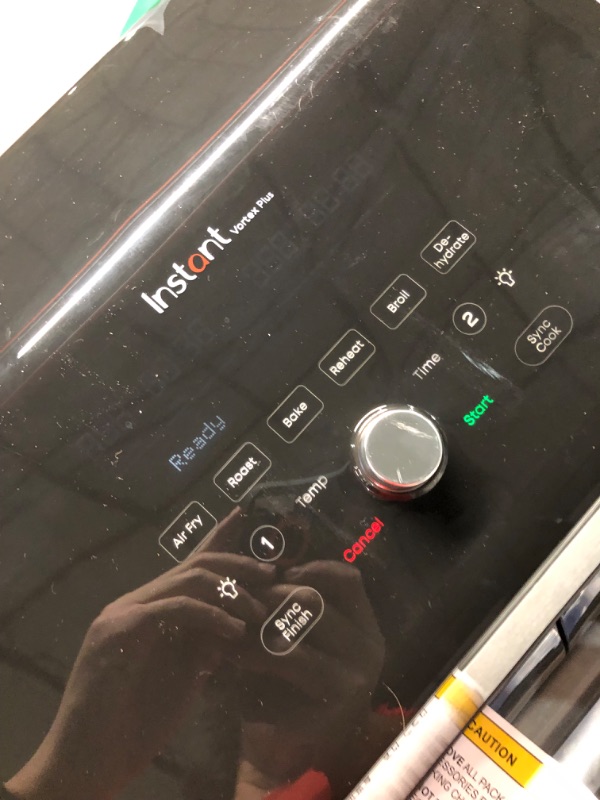 Photo 3 of ***USED - POWERS ON - UNABLE TO TEST FURTHER***
Instant Pot Vortex Plus XL 8QT ClearCook Air Fryer, Clear Windows & Custom Program Options,8-in-1 Functions that Crisps,Broils,Roasts, Dehydrates, Bakes, Reheats, from the Makers of Instant Pot, Black