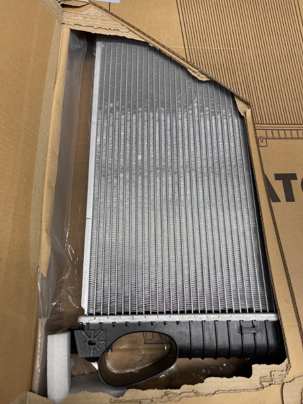 Photo 1 of A-Premium Engine Coolant Radiator with Transmission Oil Cooler Compatible with Mercedes-Benz S350 S430 S500 S55 AMG S600 CL500 SL55 AMG, Automatic Transmission, Replace# 2205000903