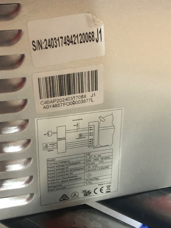 Photo 6 of ***DAMAGED - DENTED - DOESN'T POWER ON - UNABLE TO TROUBLESHOOT - SEE PICTURES - NO PACKAGING***
VEVOR 12 Volt Portable Refrigerator 42 Quart(40L), Mini Freezer(-4?~68?) with APP Control Car Compressor Fridge Cooler,12V/24V DC and 110-220V AC for Camping,