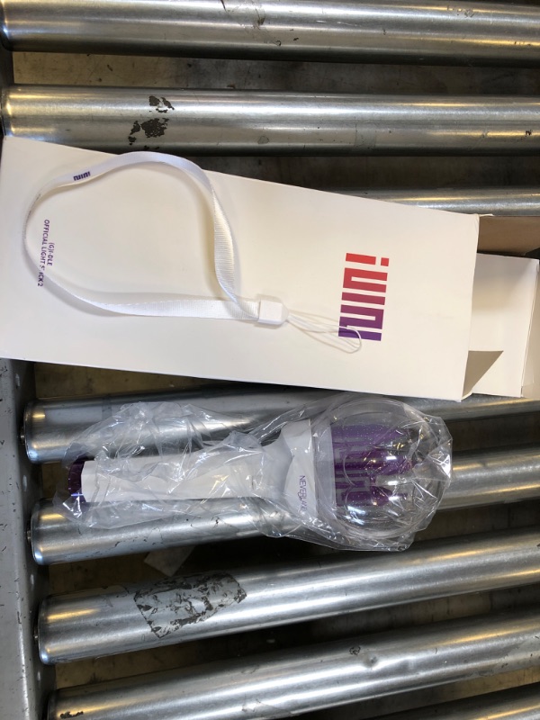 Photo 2 of (G) I-DLE Official Lightstick Ver.2 + Seller's Photocards Set – Exclusive K-Pop Merchandise