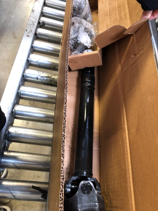 Photo 2 of 
Rough Country Front CV Drive Shaft for Jeep Wrangler JK/Wrangler Unlimited 4WD (2012-2018)