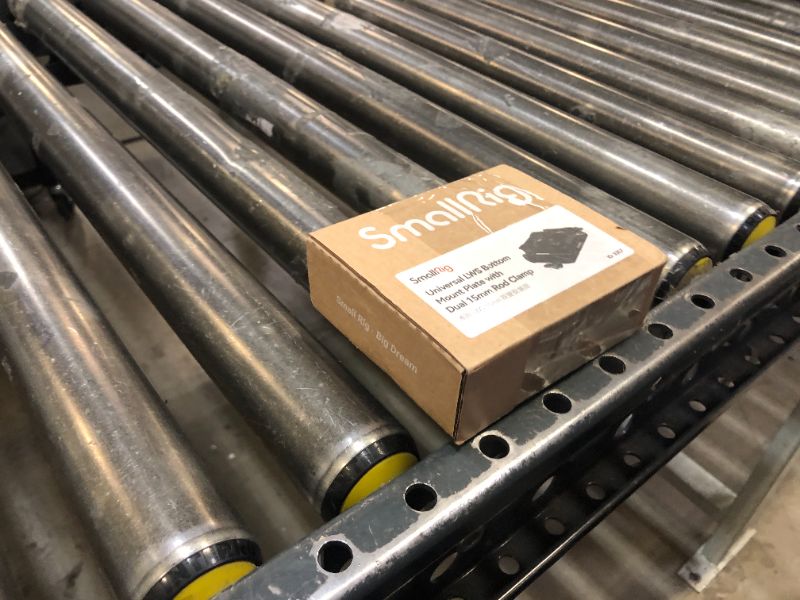 Photo 1 of SmallRig Universal LWS Baseplate Compatible with DSLR and Mirrorless Camera Cages, Comes with Dual 15mm Rod Clamp - 3357