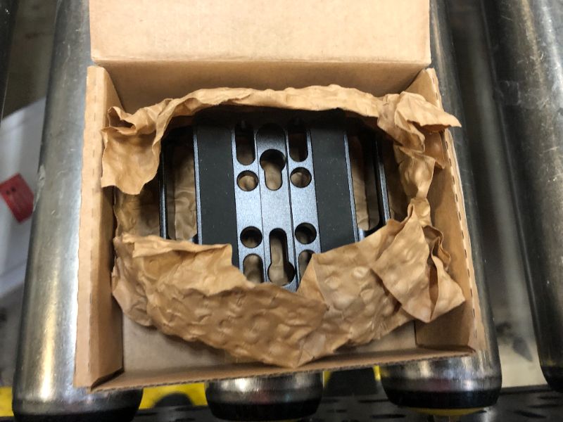 Photo 1 of SmallRig Universal LWS Baseplate Compatible with DSLR and Mirrorless Camera Cages, Comes with Dual 15mm Rod Clamp - 3357