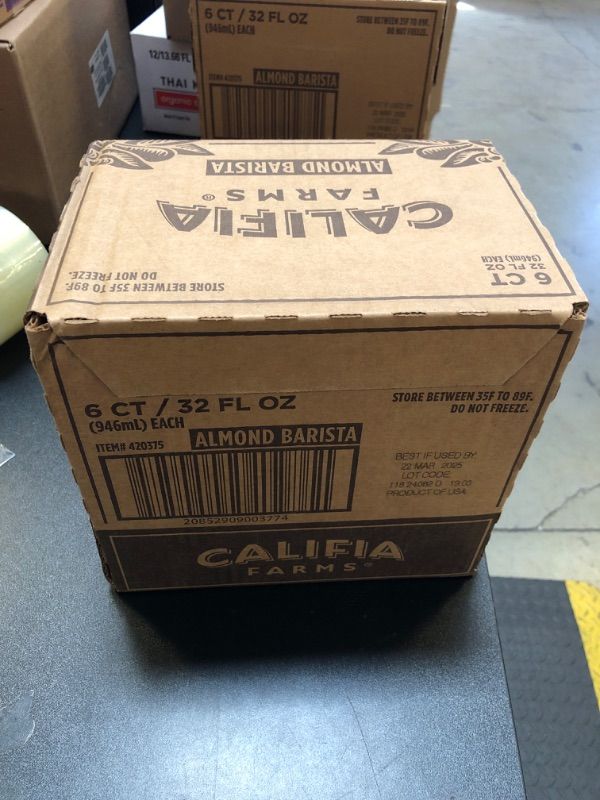 Photo 1 of Califia Farms Barista Blend Original Almond Milk 32 oz. Carton, 6 CT EXP MARCH 22 2025
