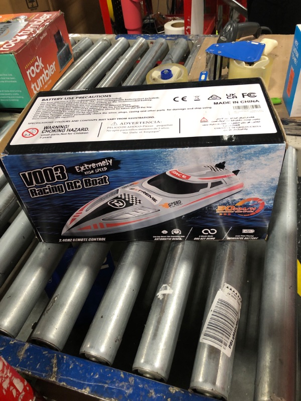 Photo 2 of HEXSOLID Remote Control Boat RC Boat for Adults Kids for Pool Lake with 2 Batteries 60Min 30+ KPH Racing Boats 5 Cool LED Lights 3 Speeds Toys for Kids & Boys Ideal for Kids