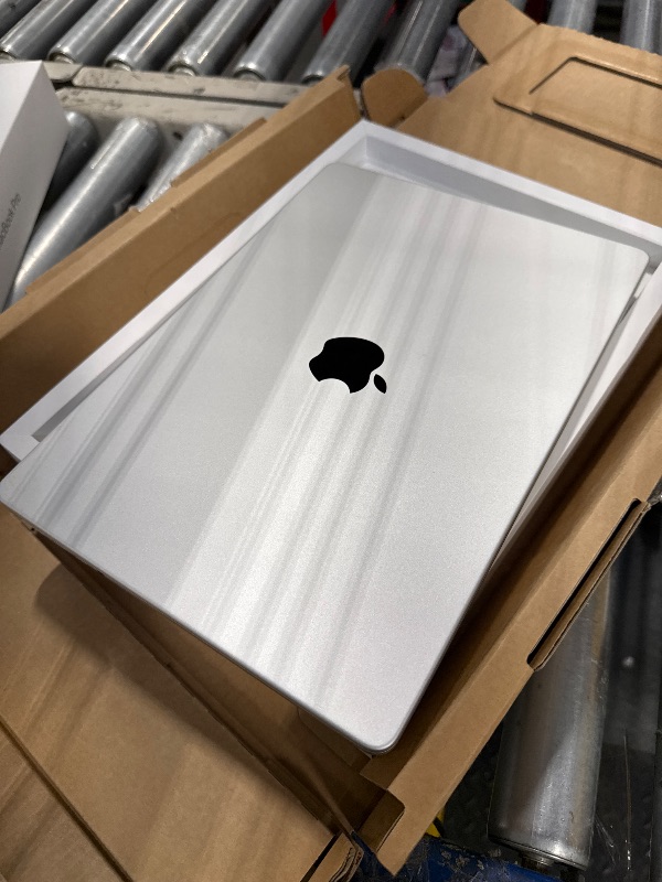 Photo 8 of Apple 2024 MacBook Pro Laptop with M4 chip with 10?core CPU and 10?core GPU: Built for Apple Intelligence, 14.2-inch Liquid Retina XDR Display, 16GB Unified Memory, 512GB SSD Storage; Silver