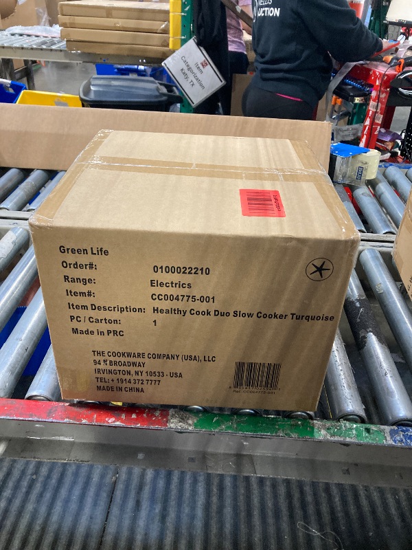 Photo 1 of GreenLife 6 Quart Ceramic Slow Cooker, PFAS-Free, Programmable, Removable Healthy Nonstick Pot for Family Meals, Sear on Stovetop, Keep Warm, Digital Timer, Dishwasher Safe Glass Lid, Turquoise