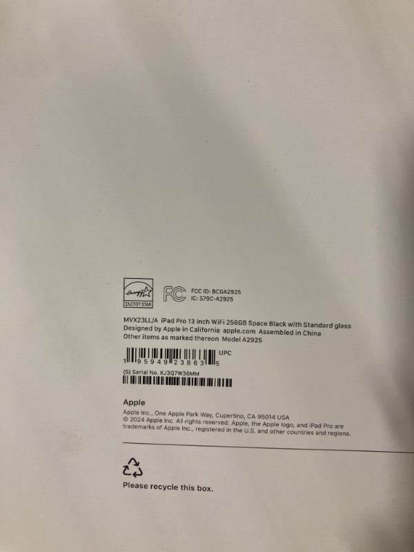 Photo 1 of Apple iPad Pro 13-Inch (M4): Built for Apple Intelligence, Ultra Retina XDR Display, 256GB, 12MP Front/Back Camera, LiDAR Scanner, Wi-Fi 6E, Face ID, All-Day Battery Life — Space Black