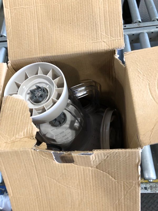 Photo 1 of bella 10 Speed Countertop Blender, Juicer & Smoothie Maker, Fits-anywhere™ Kitchenware, Slim Flip & Store Design, Dishwasher Safe 48oz Capacity Pitcher & Lid, Stainless Steel Blade, 450 Watt, Oatmilk