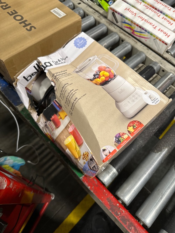 Photo 1 of bella 10 Speed Countertop Blender, Juicer & Smoothie Maker, Fits-anywhere™ Kitchenware, Slim Flip & Store Design, Dishwasher Safe 48oz Capacity Pitcher & Lid, Stainless Steel Blade, 450 Watt, Oatmilk