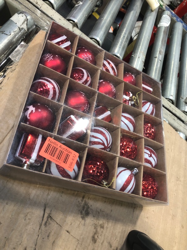 Photo 1 of 25PCS Red and White Christmas Ornaments, 2.36'' Shatterproof Christmas Ball Ornaments for Trees, Christmas Baubles Decor Hanging Ball for Festival Wedding Home Party (Red & White)