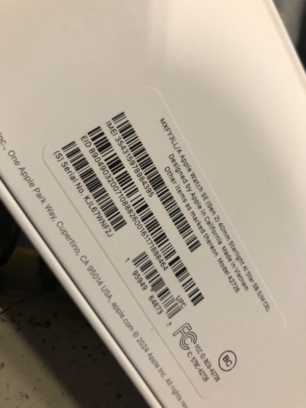 Photo 1 of ****SEALED**** Apple Watch SE (2nd Gen) [GPS + Cellular 40mm] Smartwatch with Starlight Aluminium Case with Starlight Sport Band S/M. Fitness and Sleep Trackers, Crash Detection, Heart Rate Monitor, Retina Display