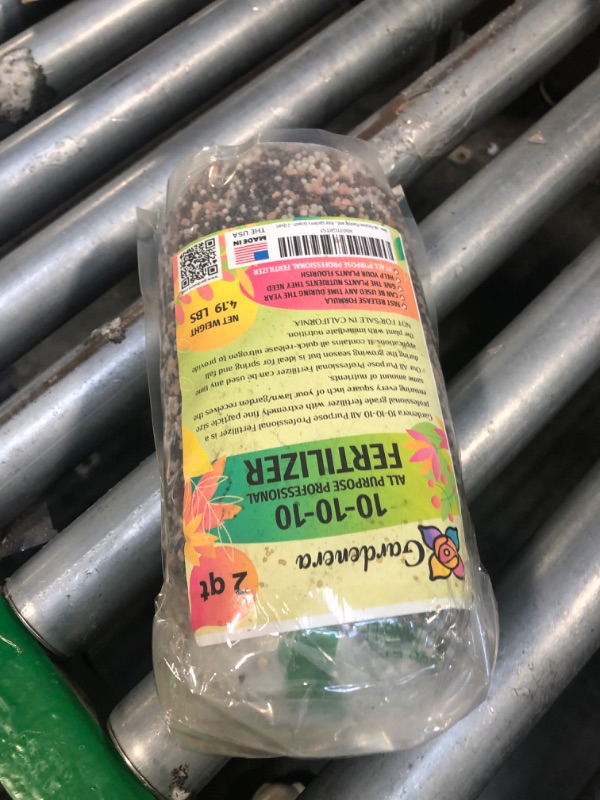 Photo 1 of ?????????? 10-10-10 Plant Fertilizer Slow Release | 10 10 10 All Purpose Fertilizer for Fruit Trees, Evergreens, Vegetables, Arborvitae, Fig Trees, Shrubs, Pines, Oaks, Flowers [2 Quarts]