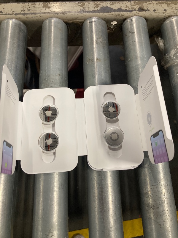 Photo 1 of Apple AirTag 4 Pack