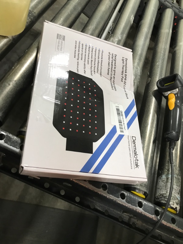 Photo 1 of PEEWF Lower Back Light Therapy Pad, Wireless Infrared Red Light Therapy for Lower Back Pain, Arthritis Treatment,30pcs 660nm Red & 30pcs 880nm Near Infrared Light, Auto Shut-Off