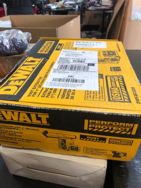 Photo 1 of DEWALT Onboard Rotary Hammer Dust Extractor for 1-Inch SDS Plus Hammers (DWH303DH)