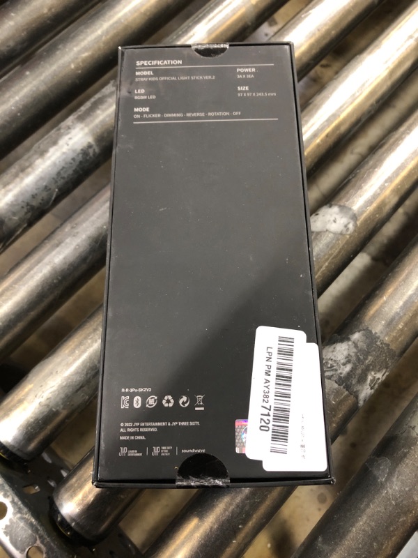 Photo 1 of Stray Kids - Official Light Stick Ver.2